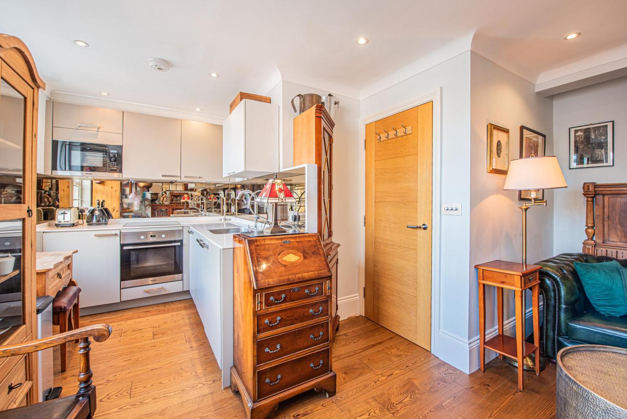 Stylish 1-Bed Flat In Soho - Prime Central Londýn Exteriér fotografie