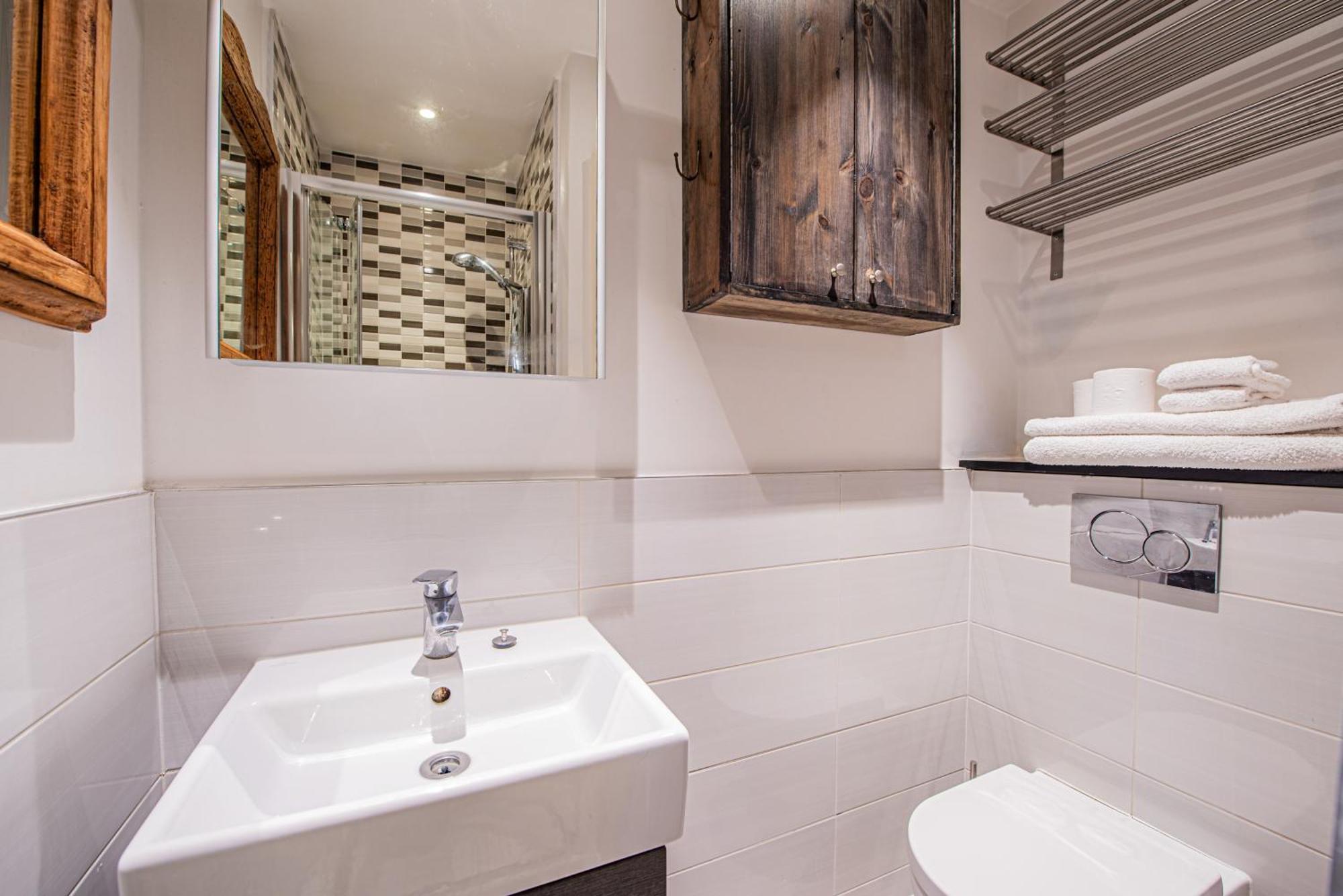 Stylish 1-Bed Flat In Soho - Prime Central Londýn Exteriér fotografie